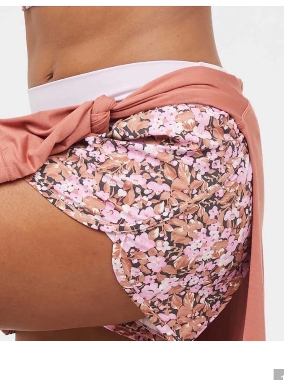 Offline by Aerie Floral Shorts Small build in undershorts